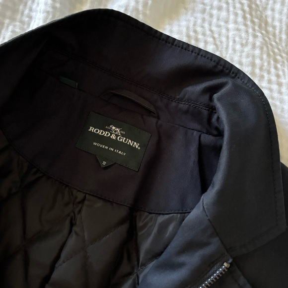 Rodd & Gunn Midnight Blue Winscombe Rain Travel Blazer - Picture 6 of 15